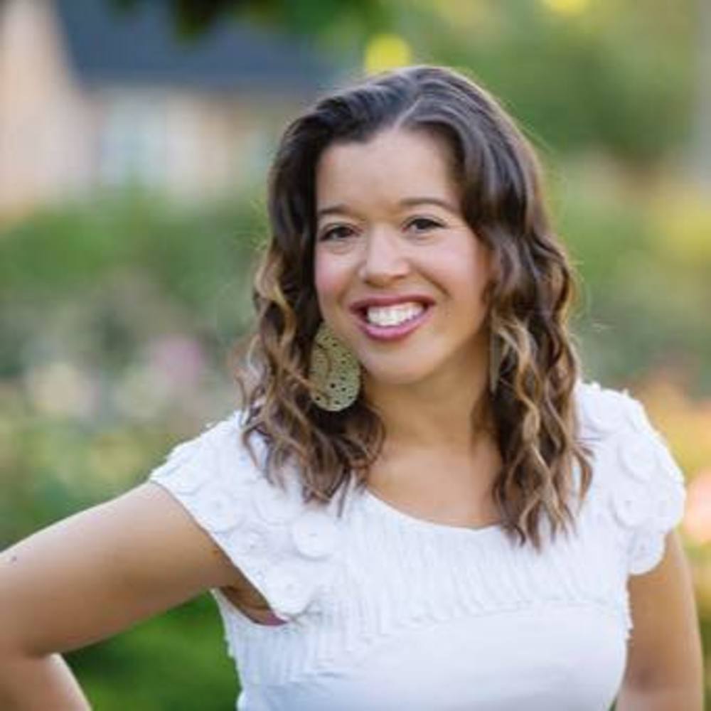 Meet your Posher, Monique